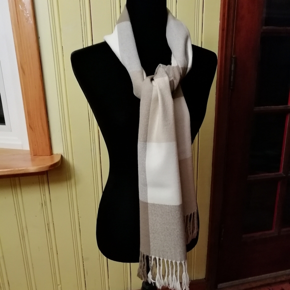 Vintage Classic Cashmere Neutral Tones Plaid Scarf - Picture 5 of 7